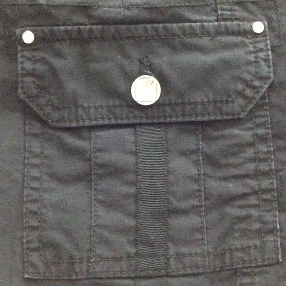 WHBM Rhinestone Embellished Bermuda Cargo Short Sz 6 - Picture 6 of 16